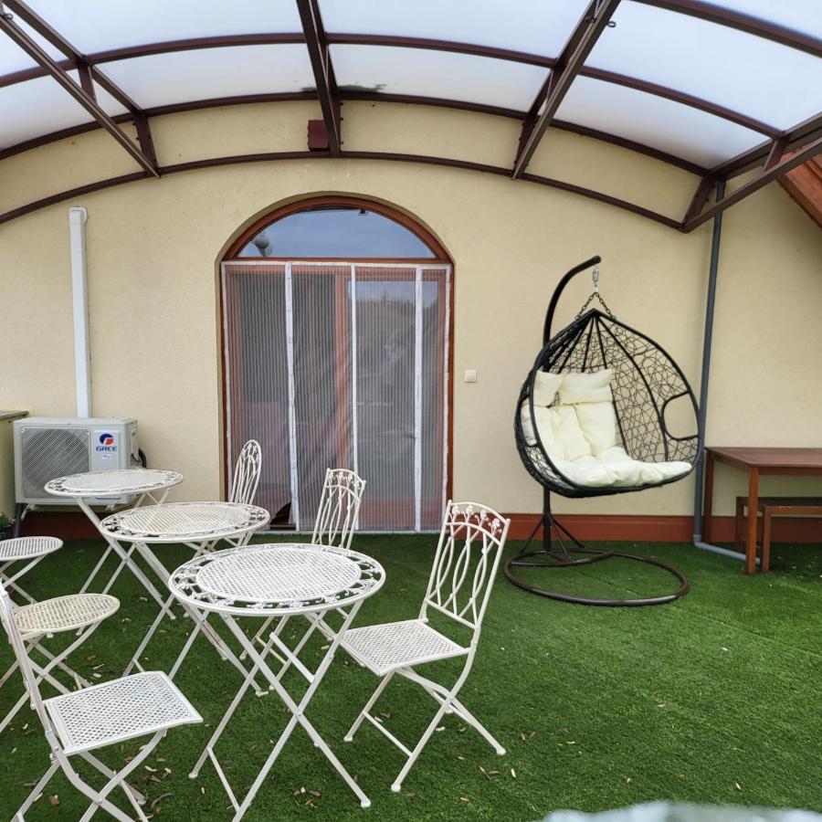 Napvirag-Haz Hotel Zsira Buitenkant foto